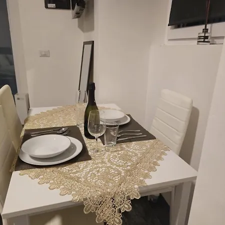Relaxing At Apartman Blevio